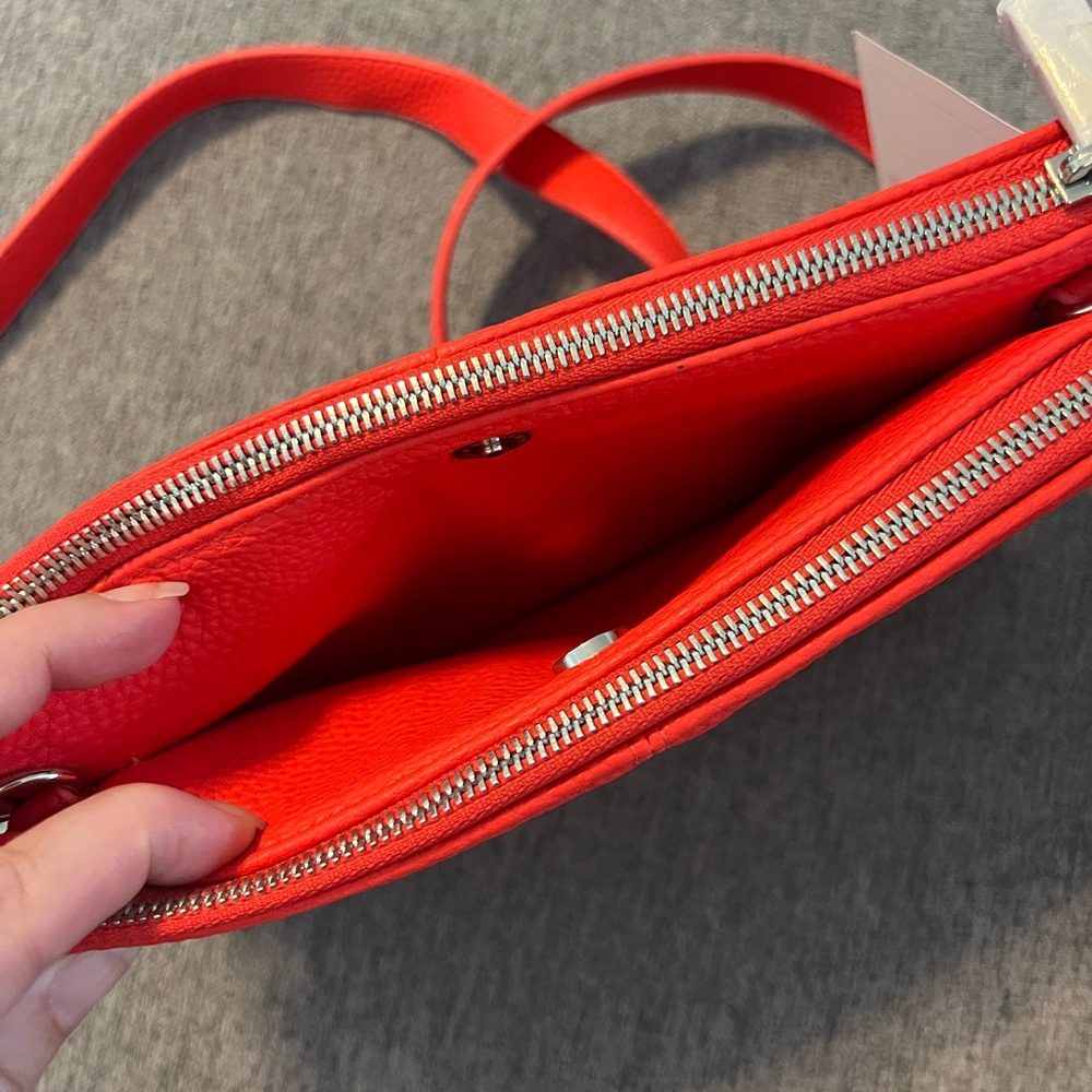 My Thirty-One Street Style‎ crossbody bag in Coral Kisses. New with tags - Picture 5 of 8